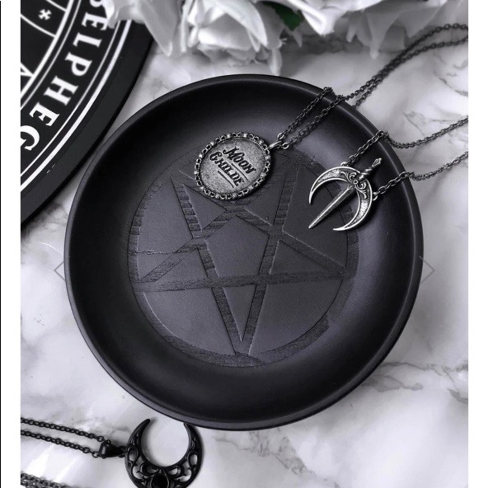 Killstar wooden Wicca pentagram jewelry dish